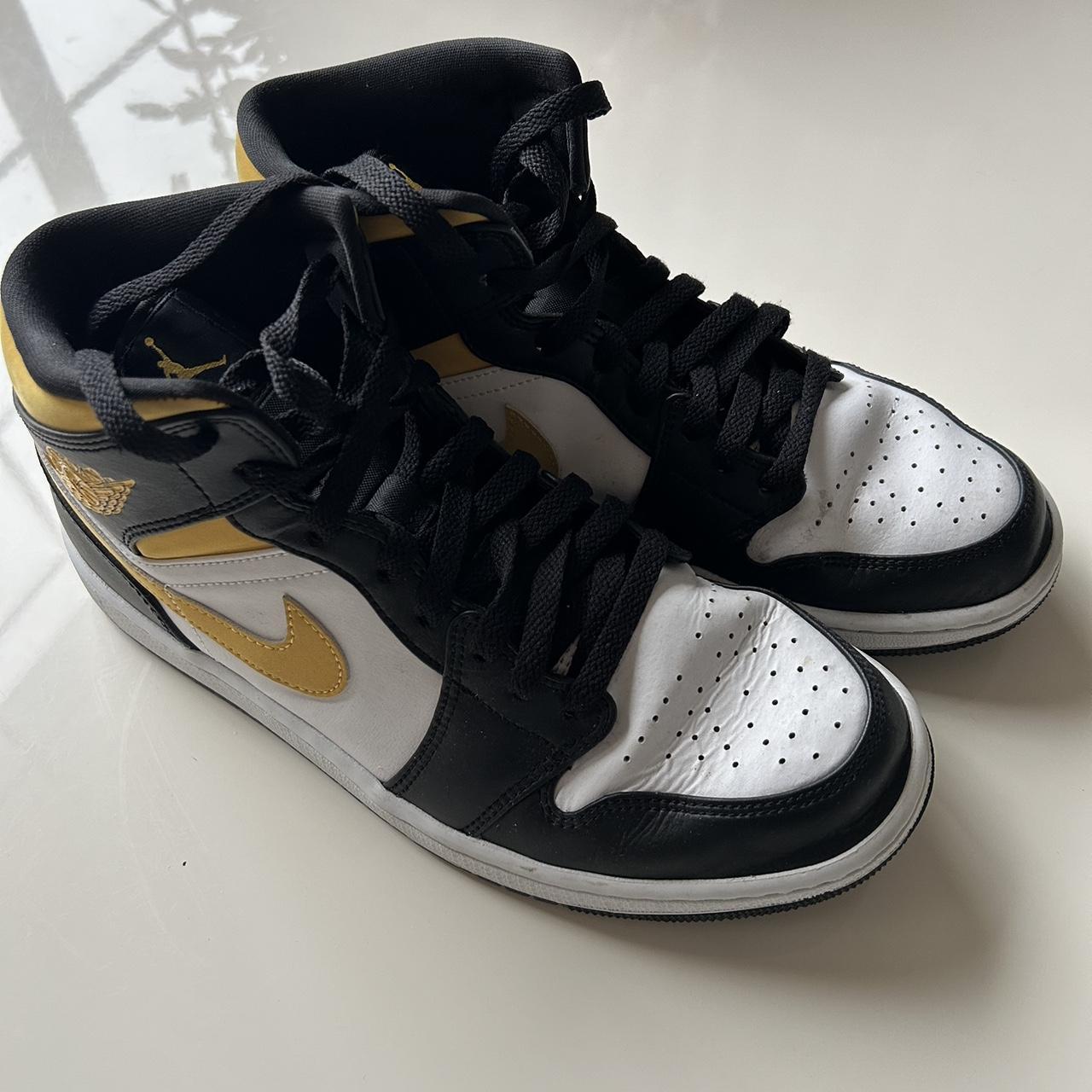 nike air jordan 1 mid white pollen black (with... - Depop