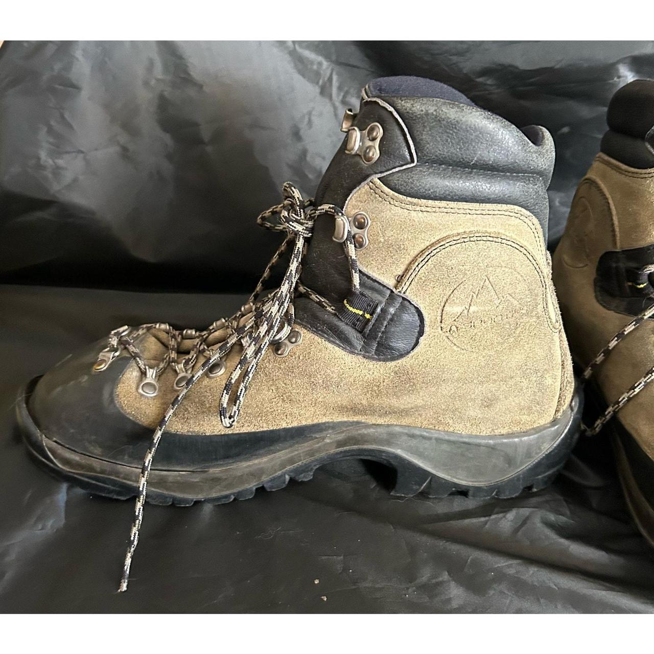La Sportiva Makalu Brown Depop