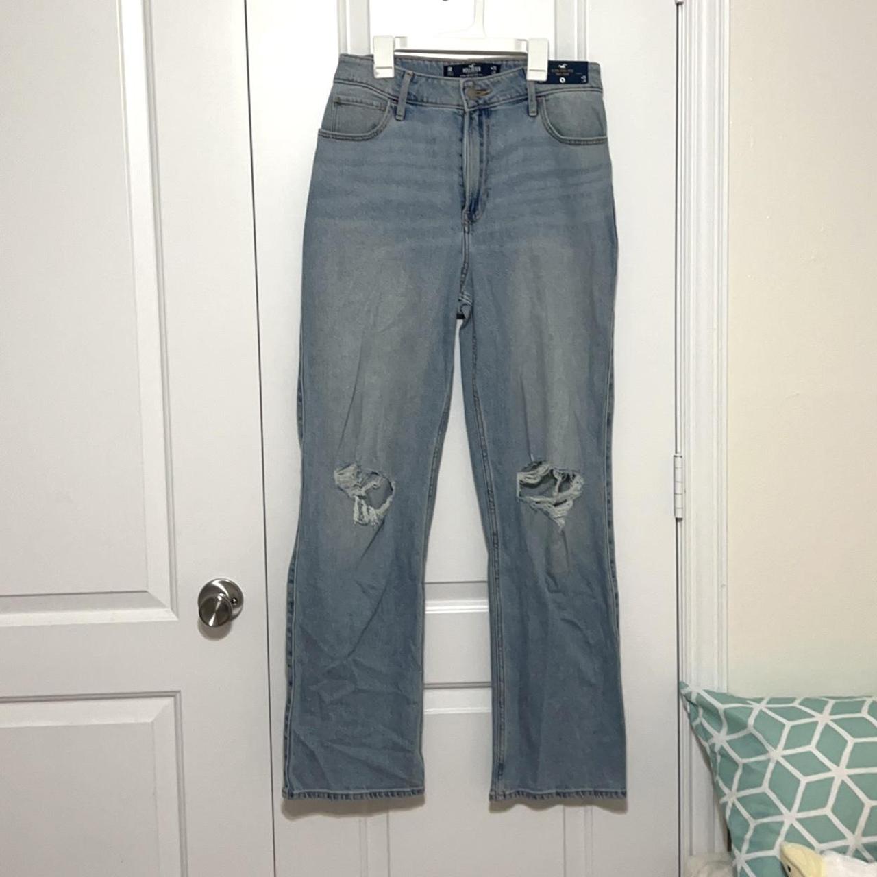 BRAND NEW with tags hollister jeans. they are in a