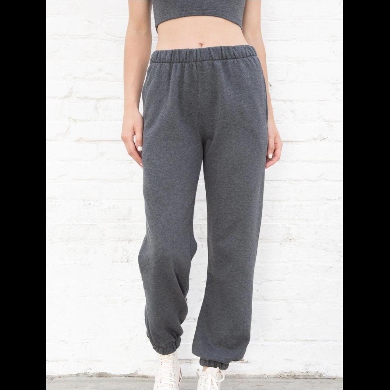 Brandy melville grey store rosa sweatpants