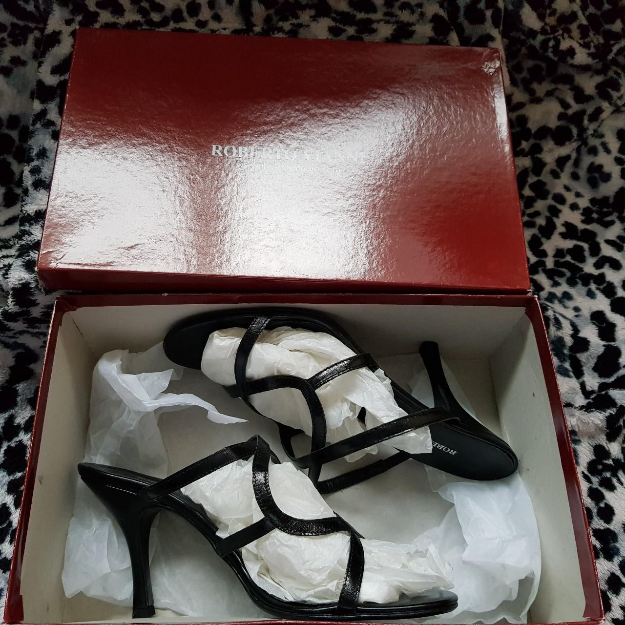 Brand New Roberto Vianni Black leather UK6/39,