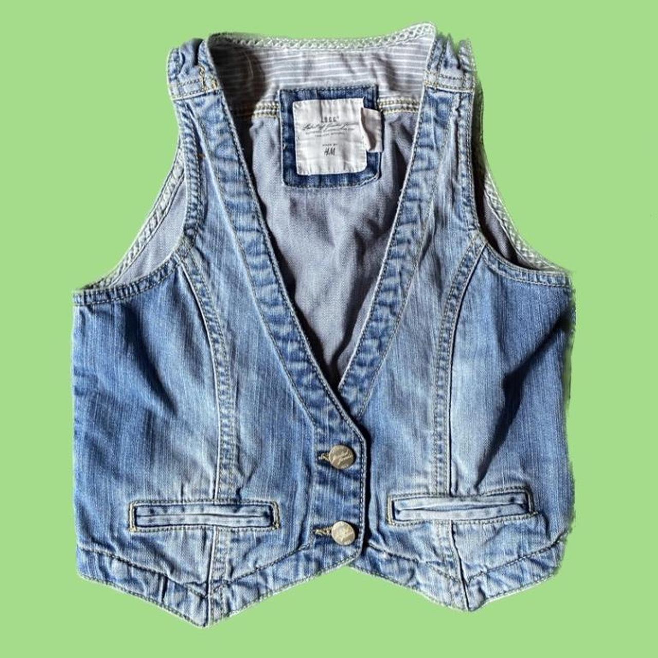 vintage h&m vest ! • no flaws • would best fit an... Depop