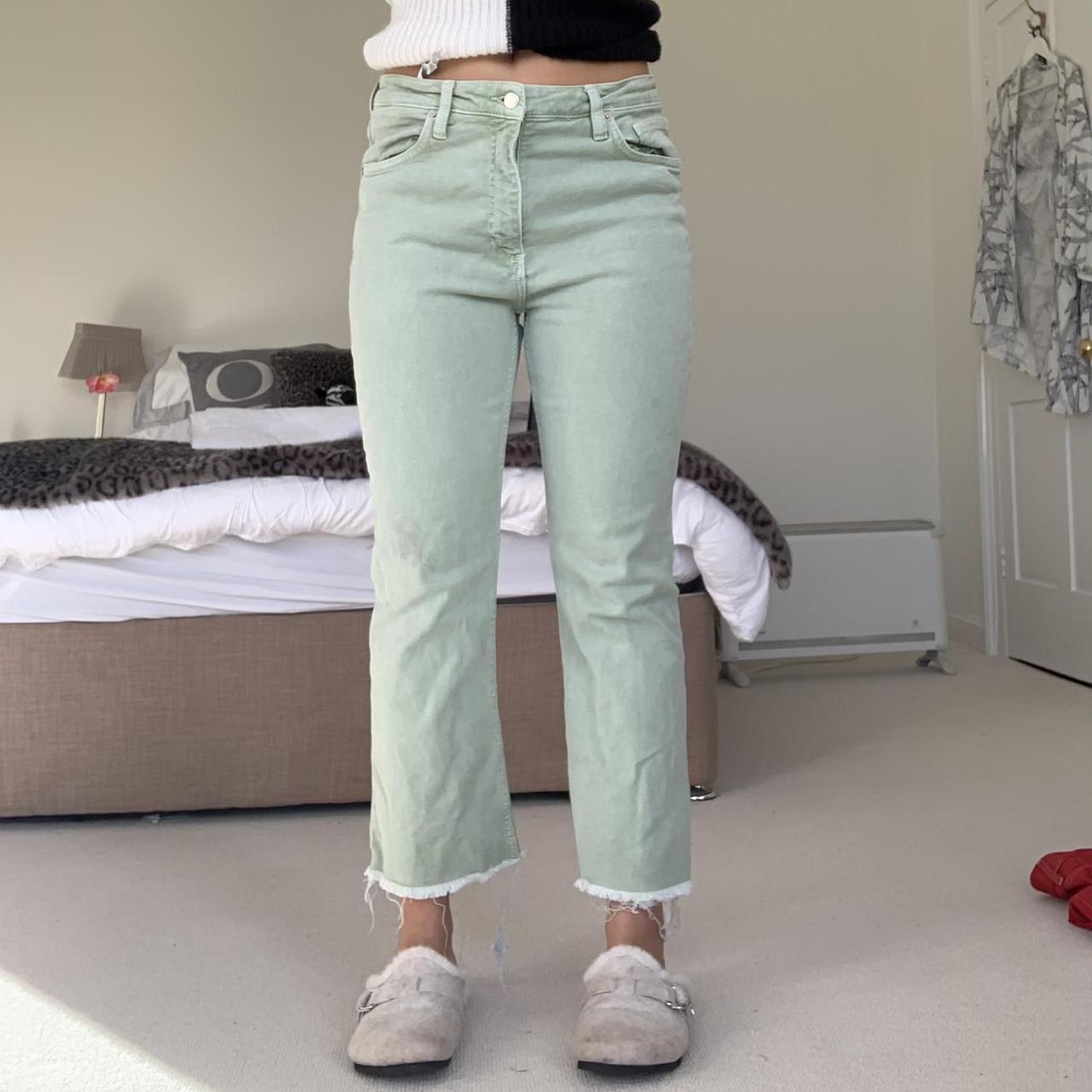 Zara Women's Green Jeans Depop