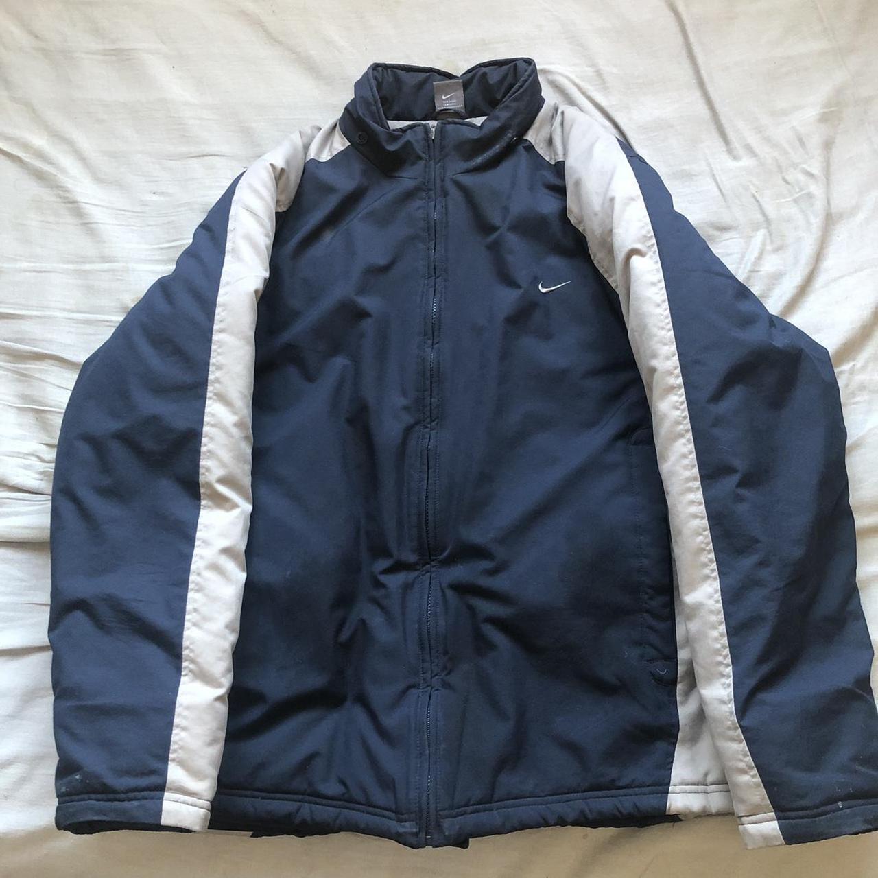 🚶‍♂️ VERY RARE vintage nike puffer jacket. classic... - Depop