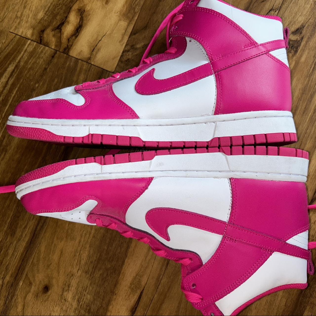 jd pink nike trainers