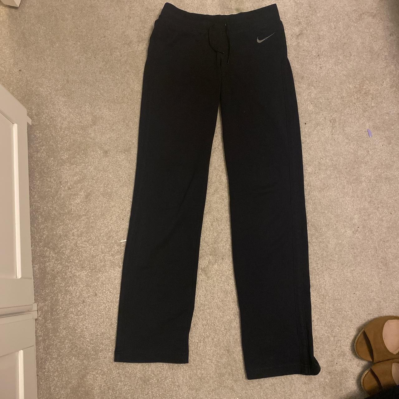 Nike Women's Black Joggerstracksuits Depop