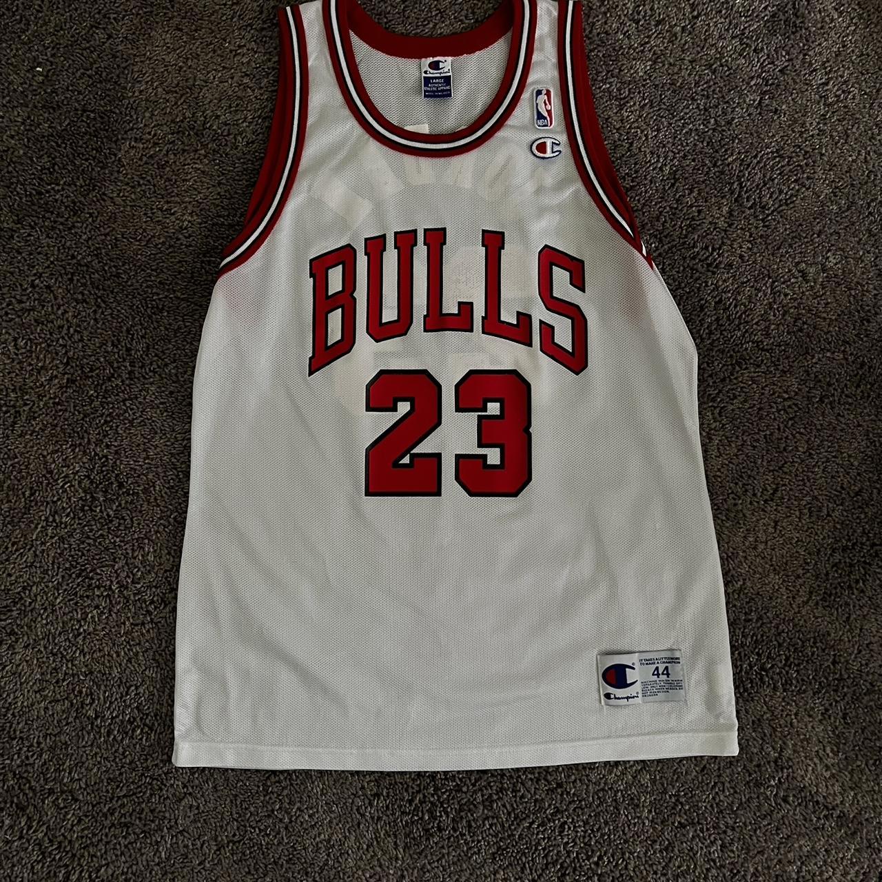 Michael Jordan Chicago Bulls home jersey Size 44 - Depop