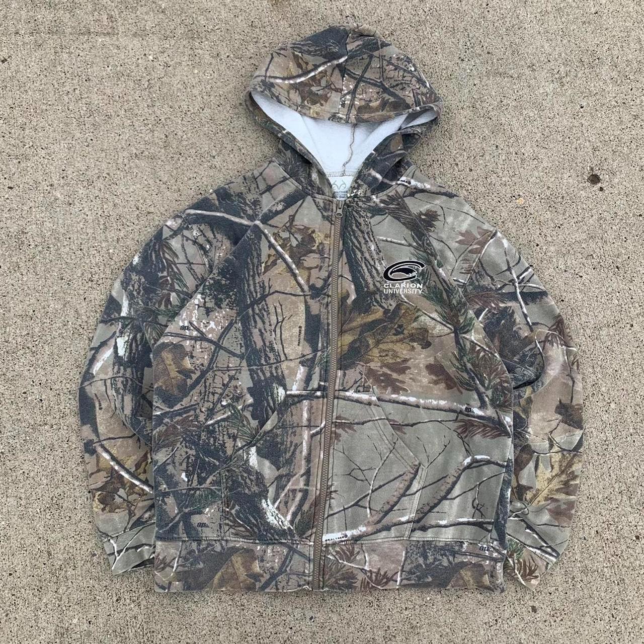 Women's Realtree Tops, New & Used