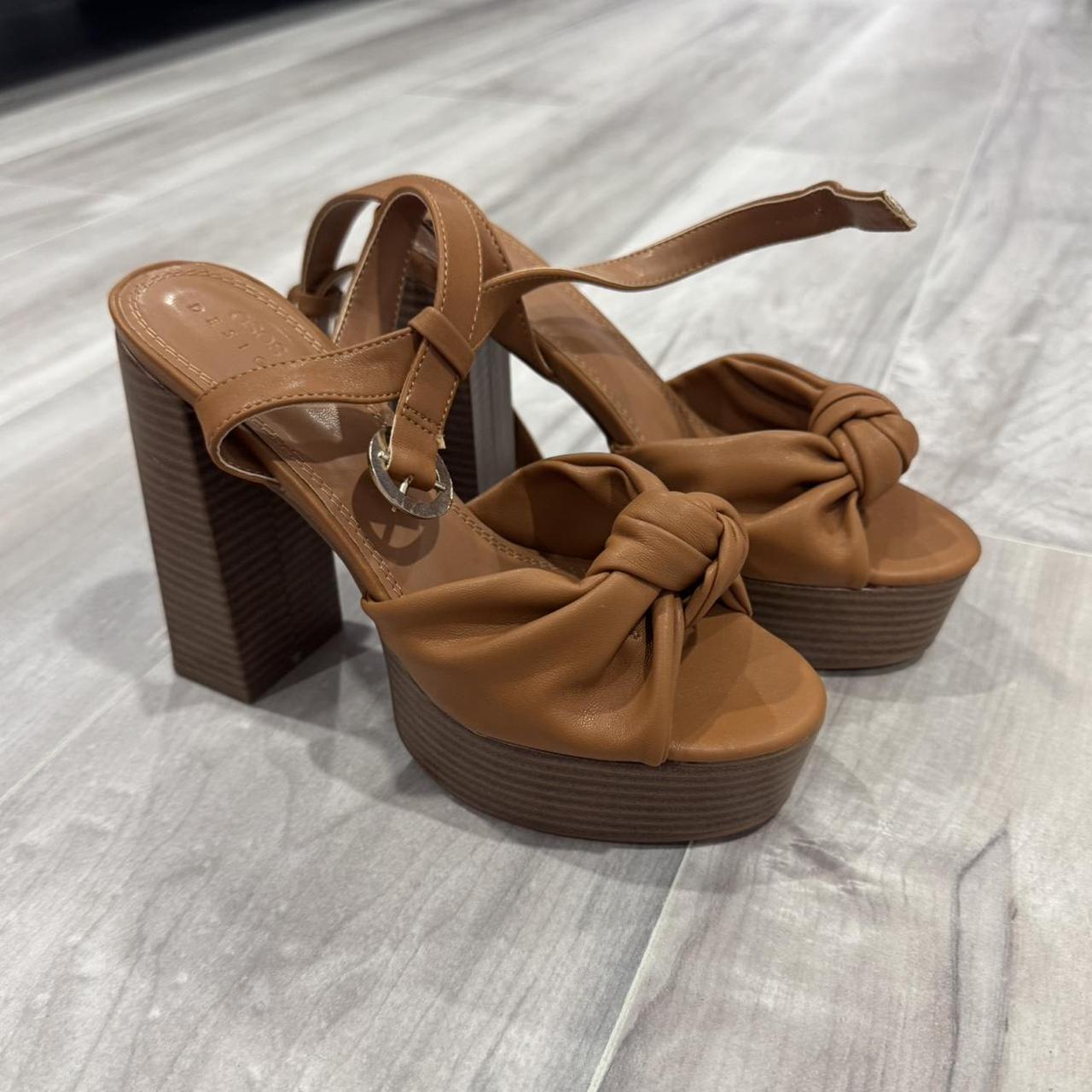 item listed by liz__park