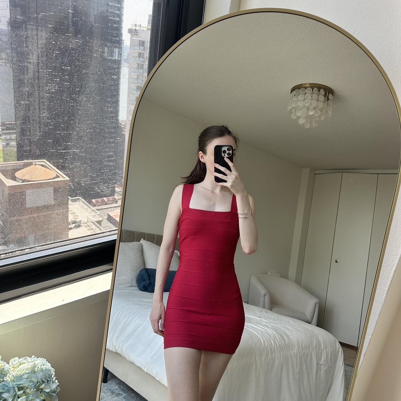 【新品美品】Herve Leger エルベレジェ レッド バンデージドレス Herve Leger Red Bandage Dresss | Depop