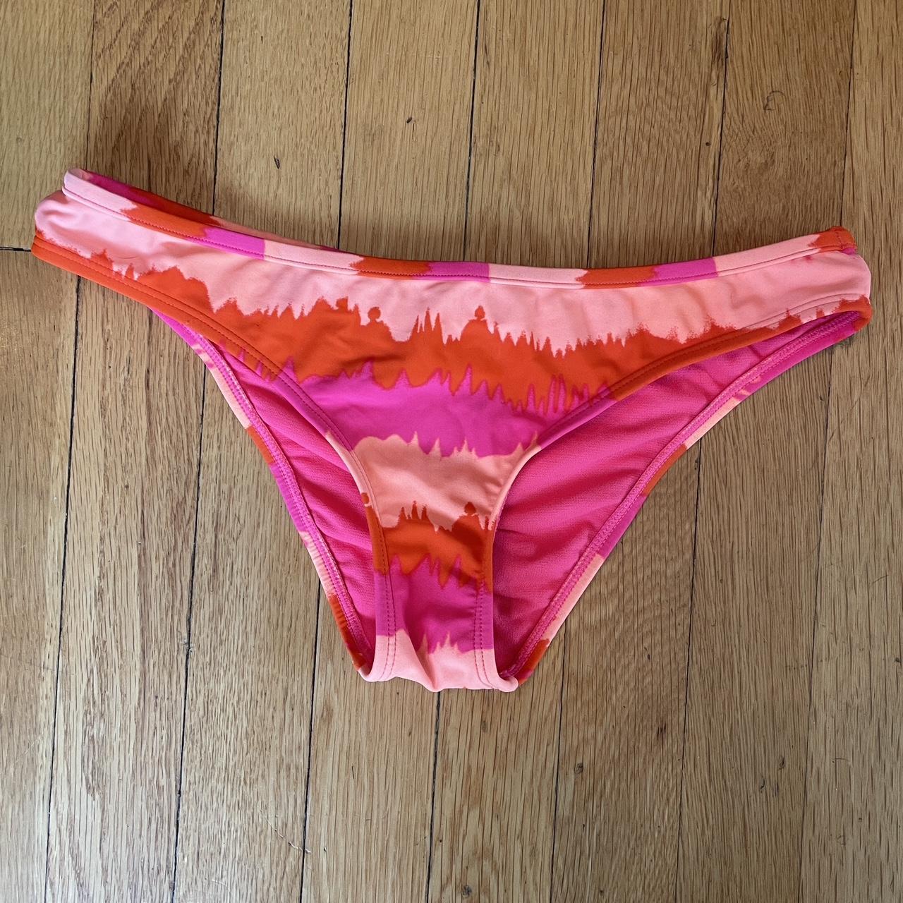 Roxy Women's Pink and Orange Bikinis-and-tankini-sets | Depop