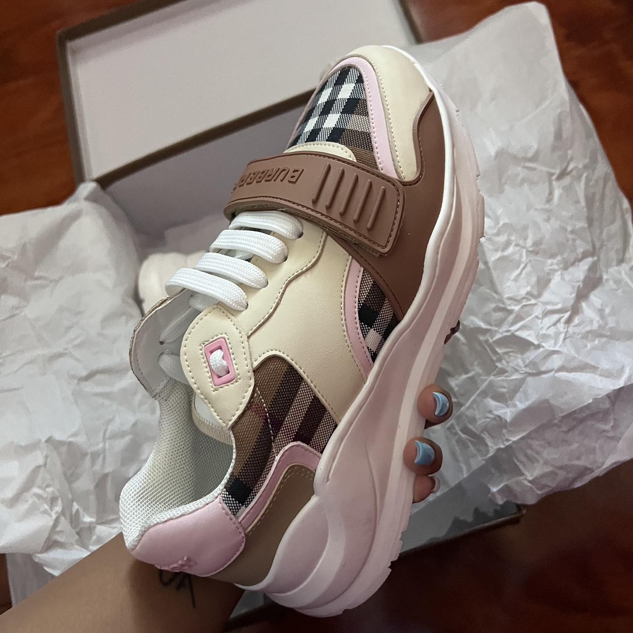 Tenis burberry clearance replica