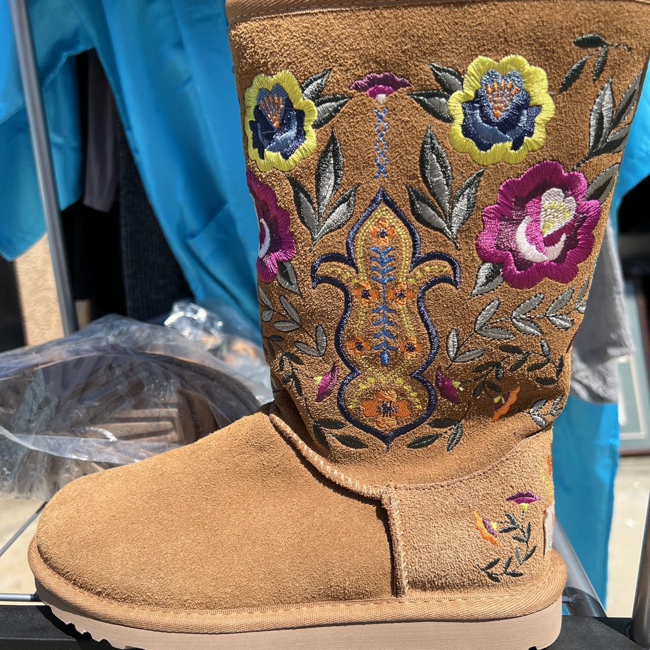 Embroidered UGG high quality Boots