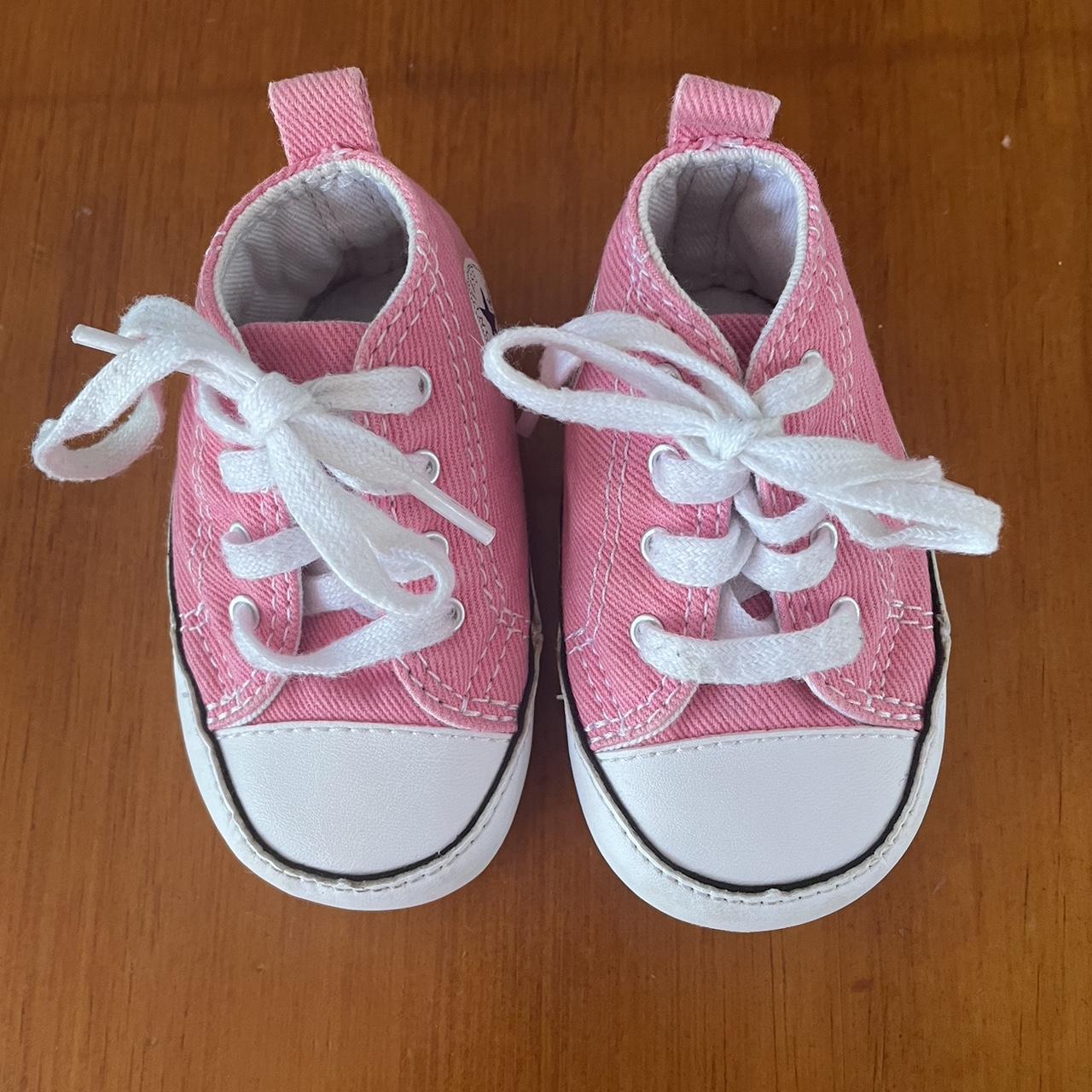 Converse baby store shoes size 2