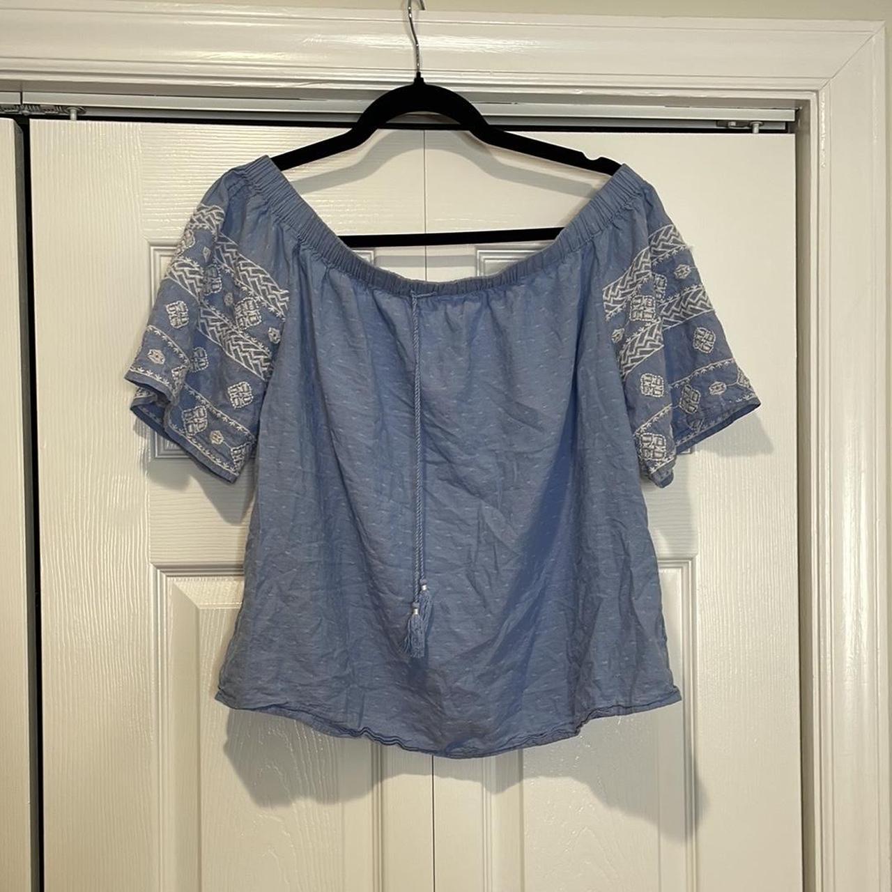 Old Navy Women's Blouse - Blue/White - M – Blue Old Navy off shoulder peasant top …