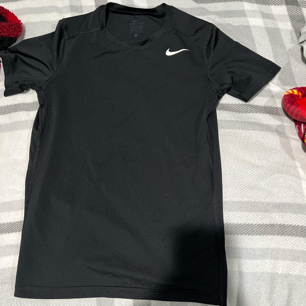 Size large Nike pro shirt Black - Depop