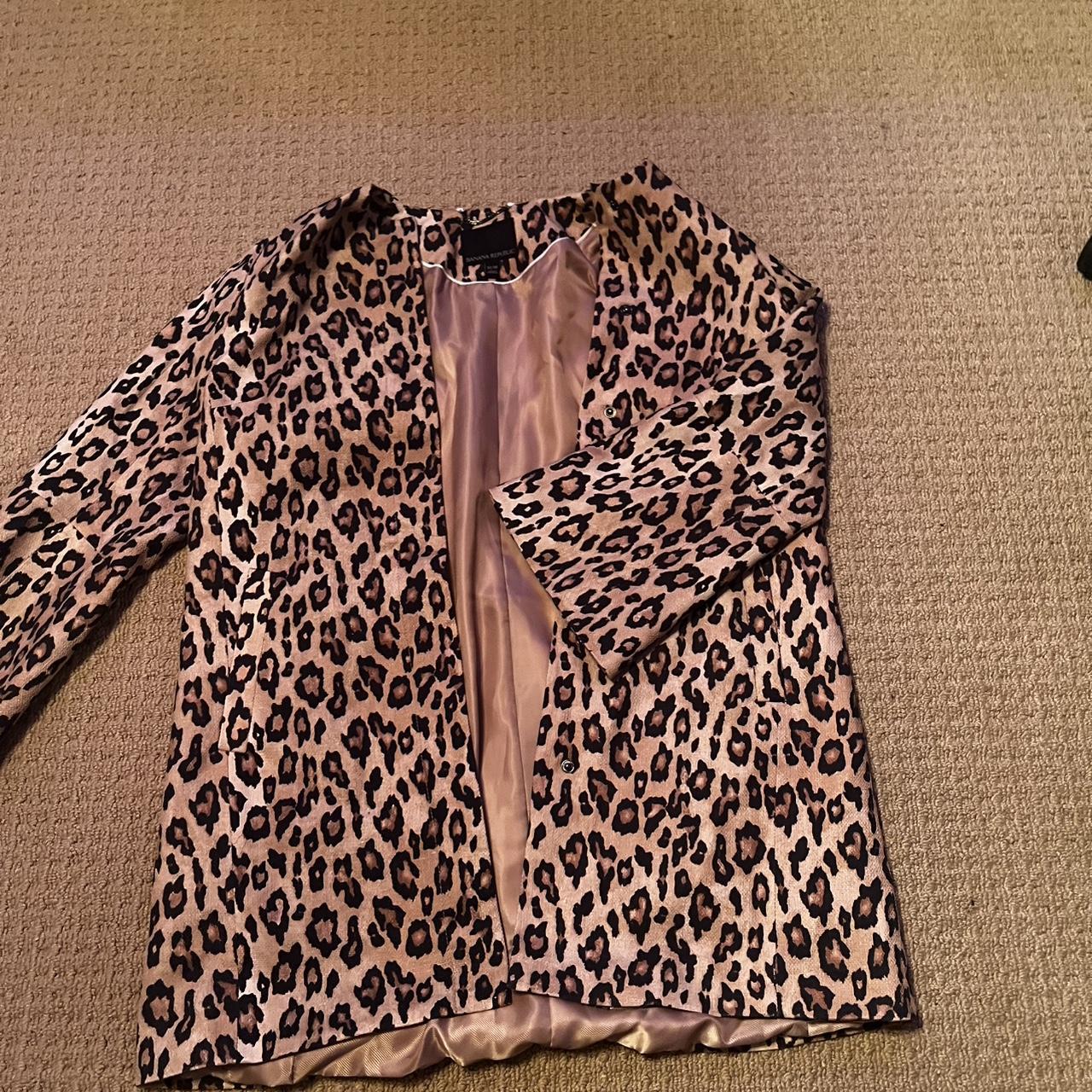 banana republic leopard cheetah print jacket . Depop