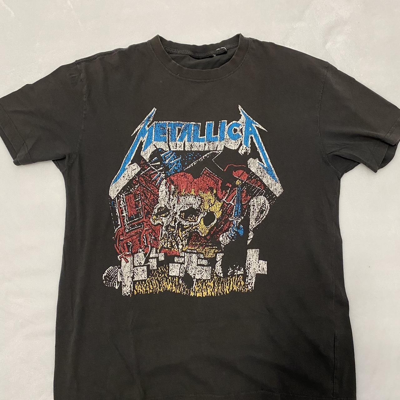 Metallica shirt from cotton on really nice and clean... - Depop