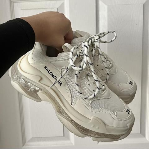 Balenciaga triple s on sale white size 5