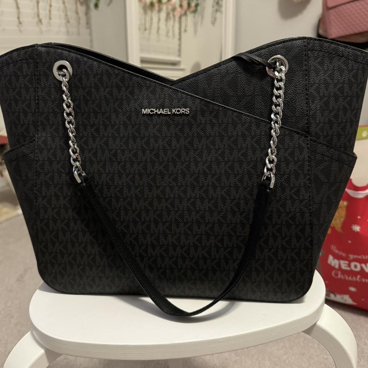 Michael kors purse with clearance side pockets