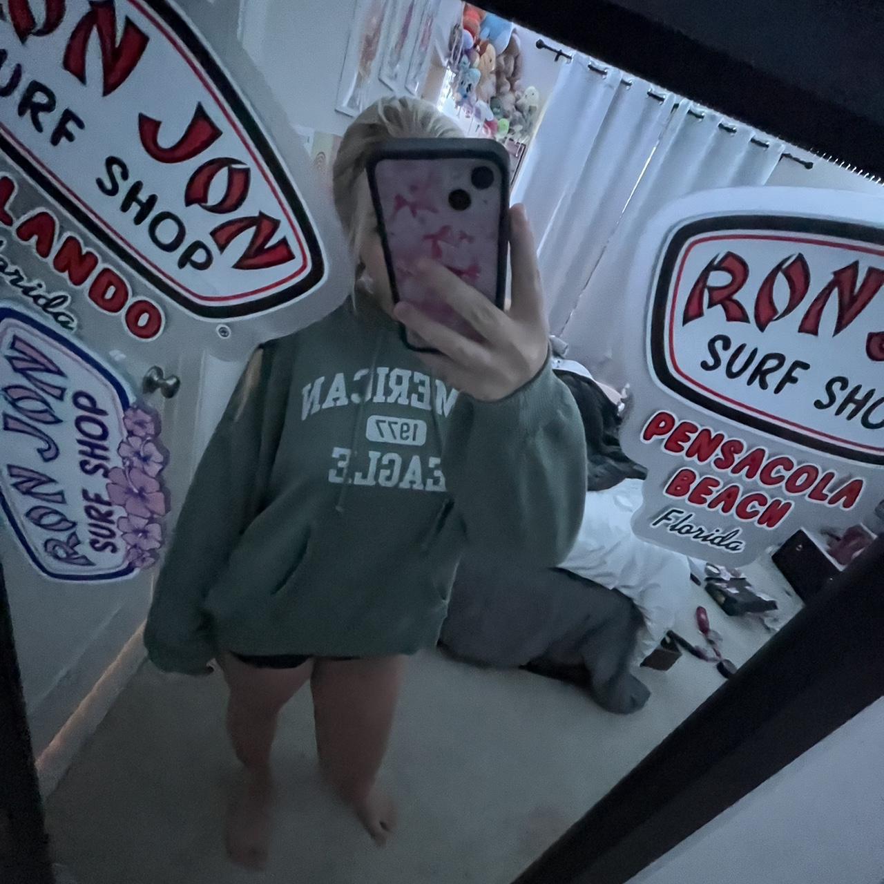item listed by josslyn_f
