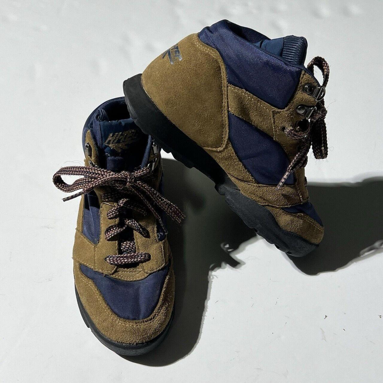 Vintage Hi Tec Pecos Brown Blue Size 7 Lace Up. Depop