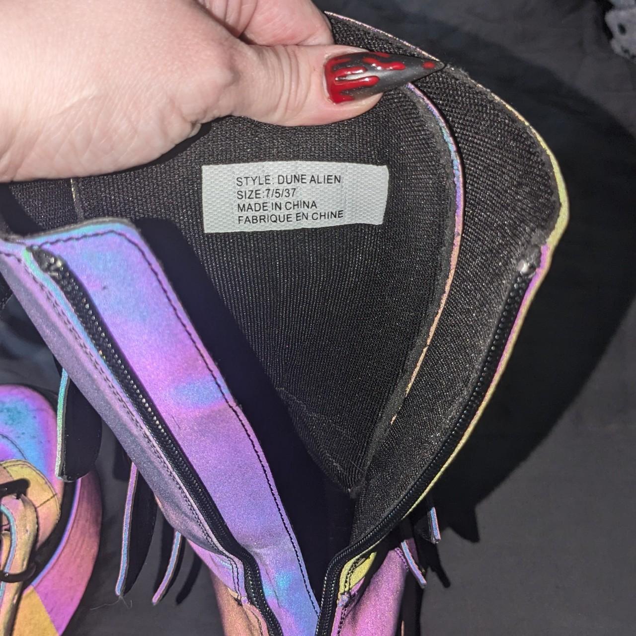 yru holographic boots