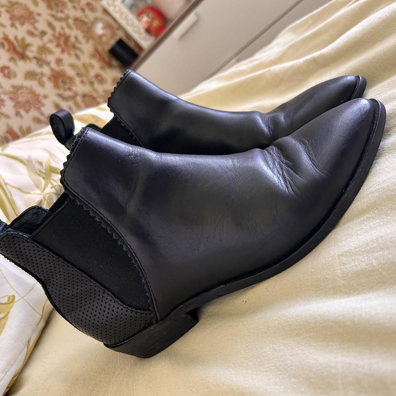 Wittner NERISSA ankle boots - Creasing from wear... - Depop