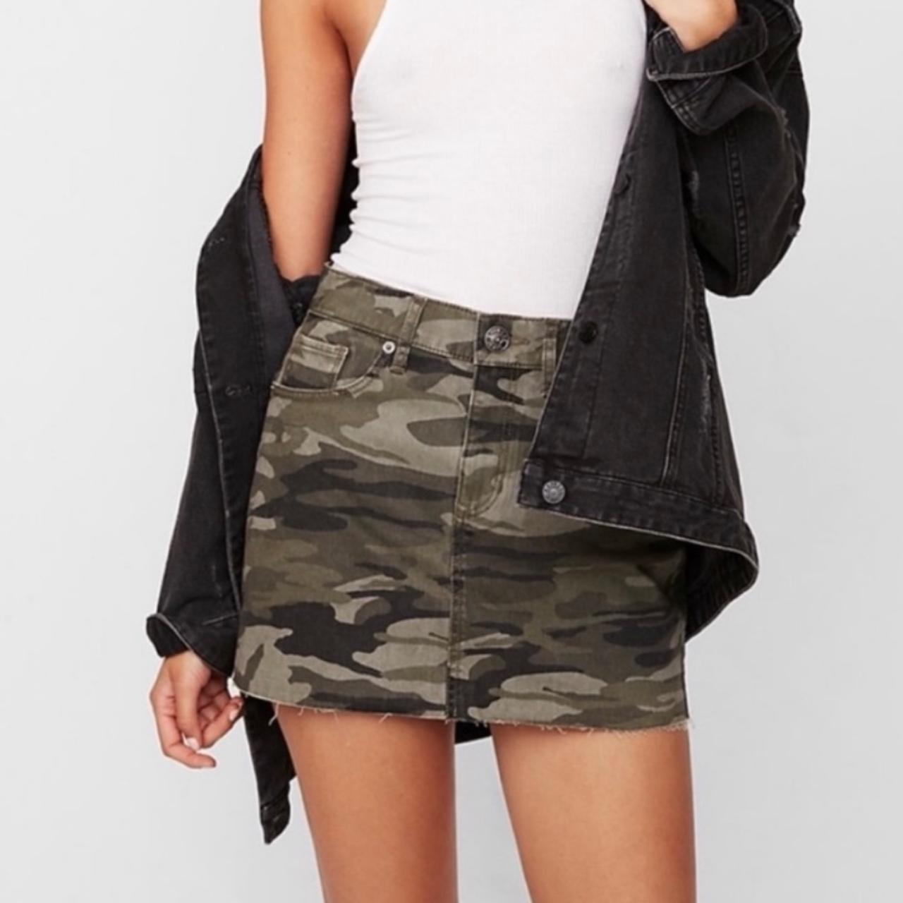 Express camo outlet skirt