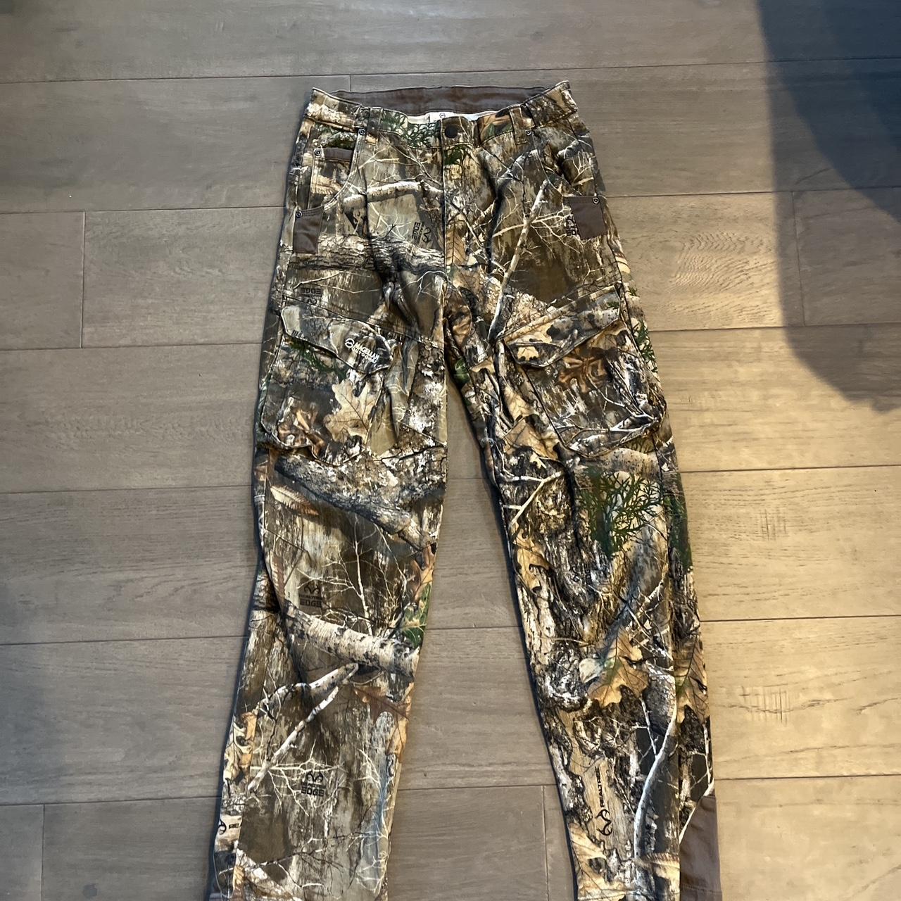 Magellan RealTree Camo Cargo Hunting Pants Great... - Depop