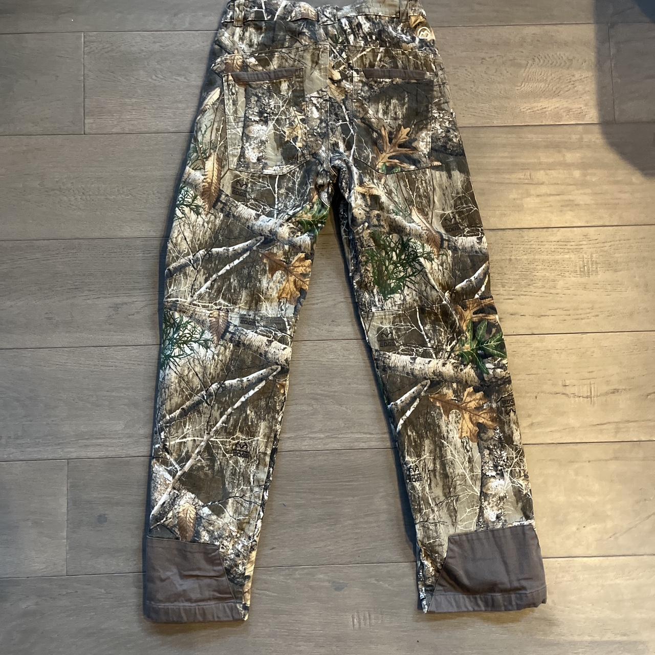 Magellan RealTree Camo Cargo Hunting Pants Great... - Depop