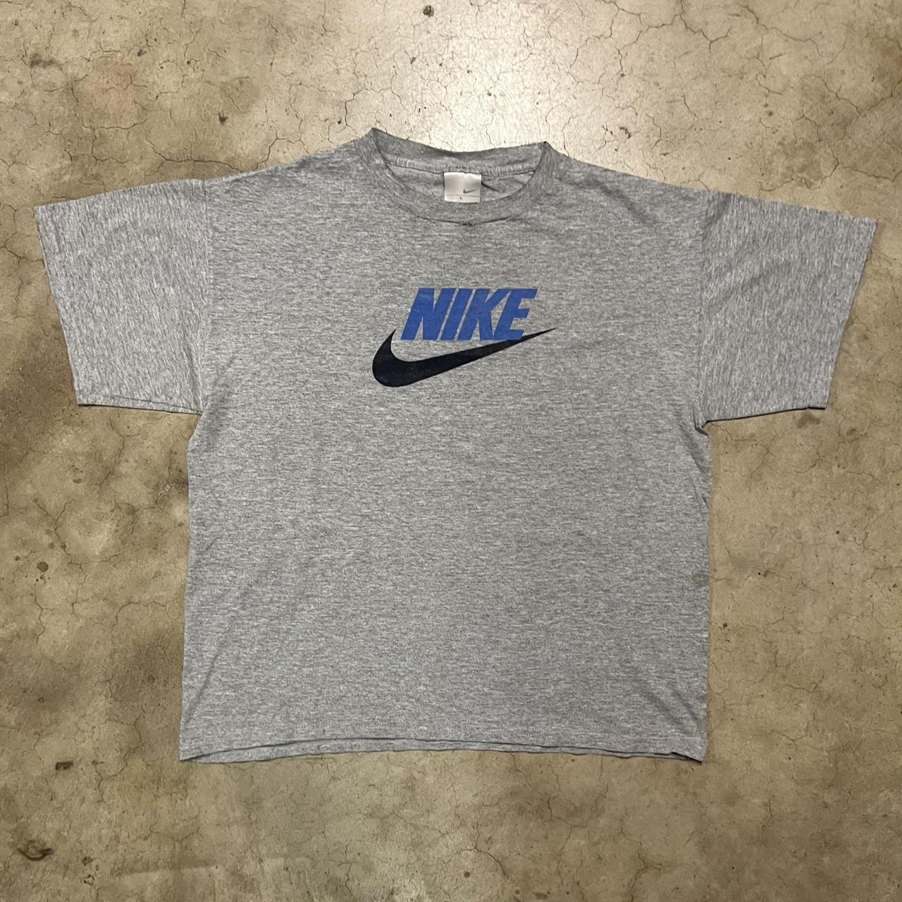 Nike Men's Grey T-shirt | Depop