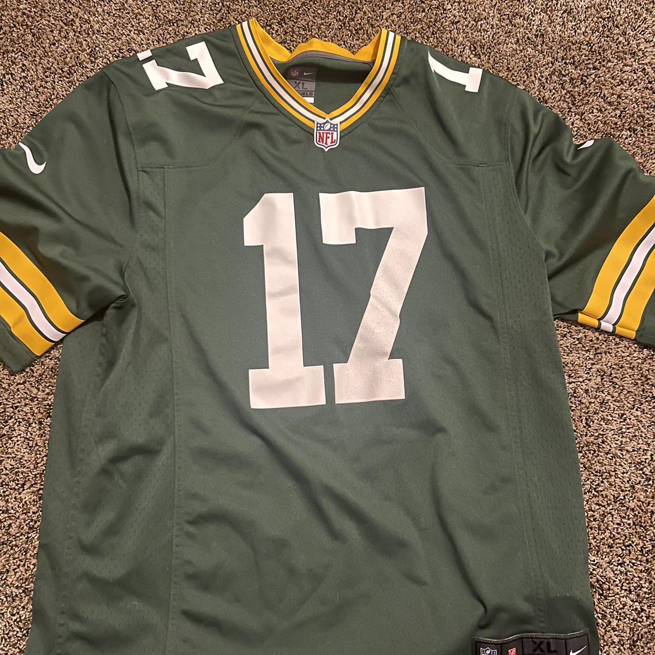 JS2327 #17 Davante Adams Green Bay Packers Vapor - Depop