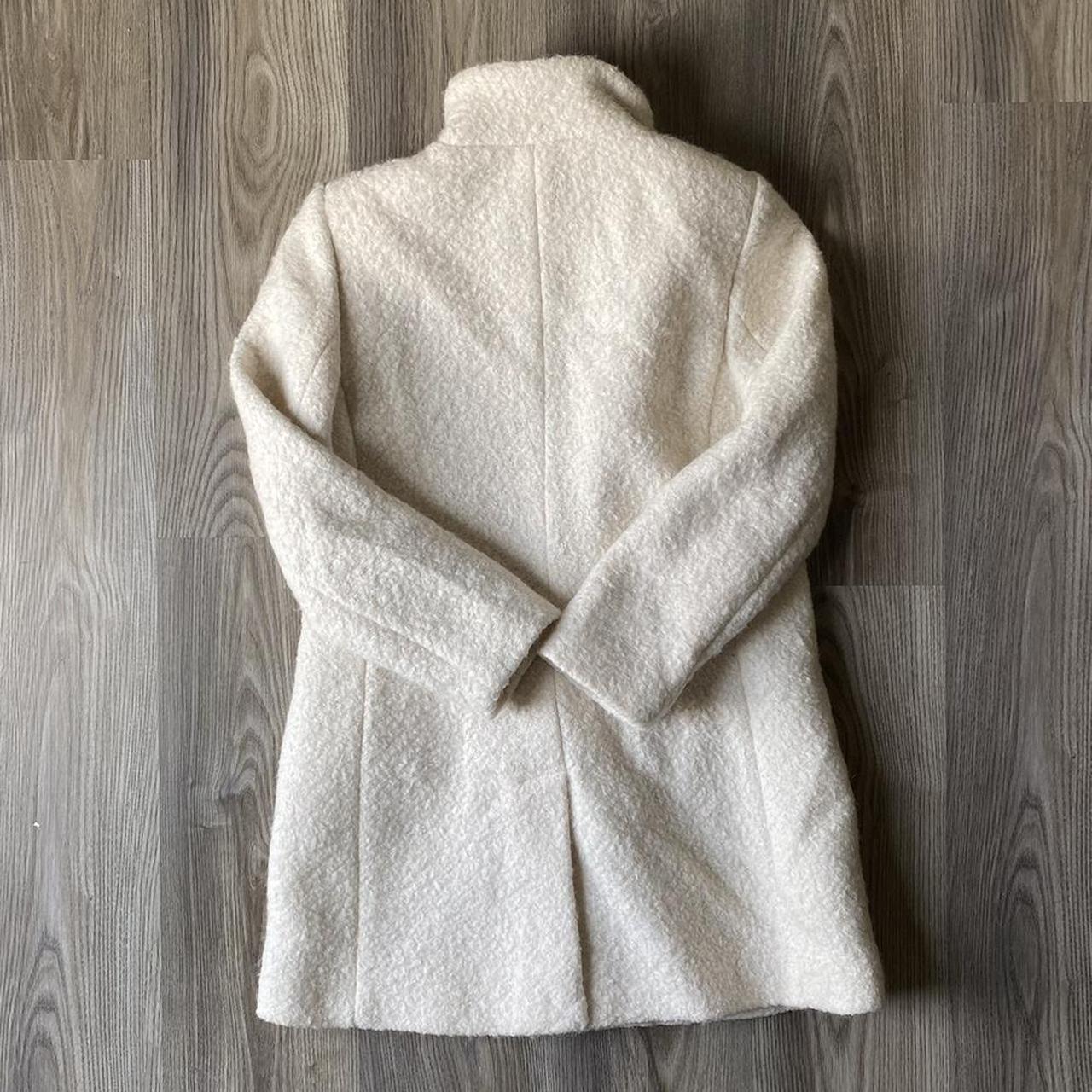 LOFT Women's Coat | Depop