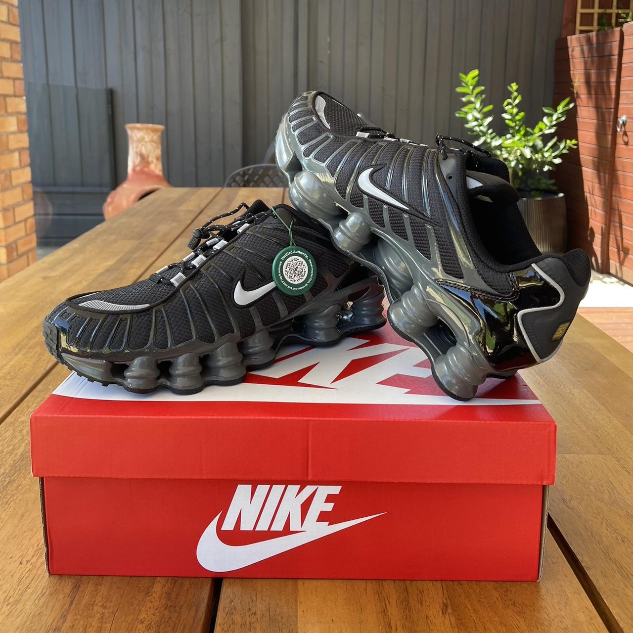 BLACK/GREY NIKE SHOX TL DS: Never worn Stock X... - Depop