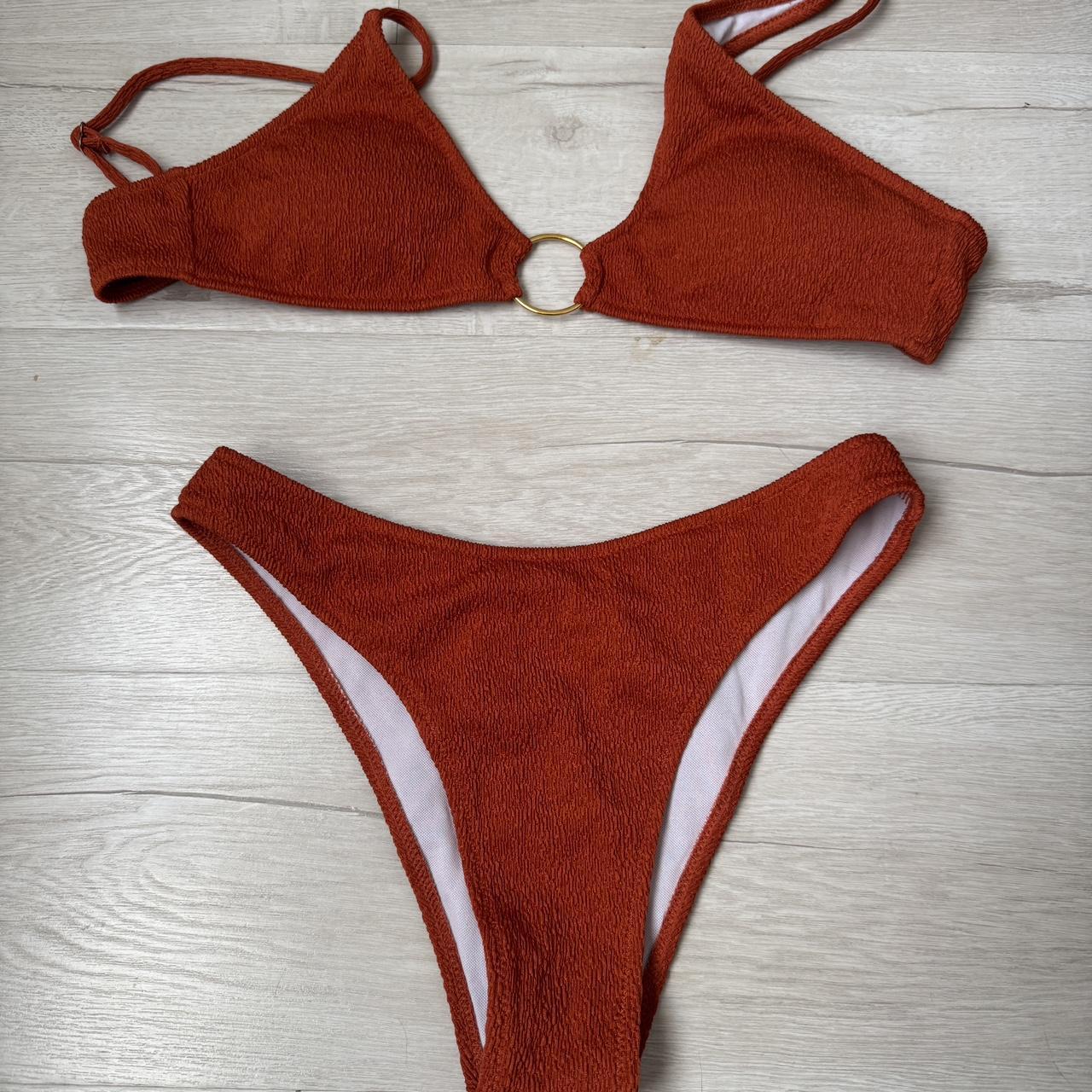 item listed by anastasirine