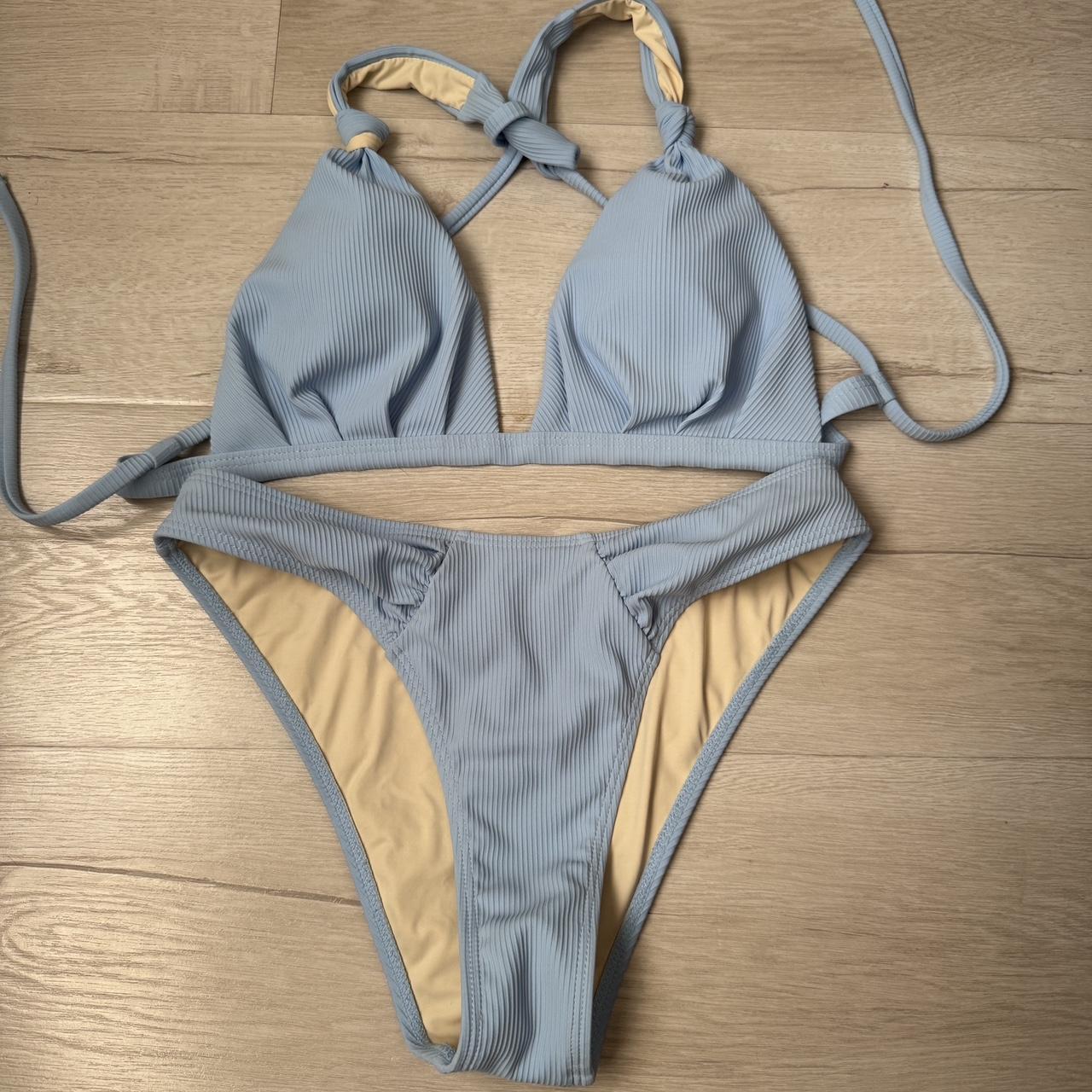 item listed by anastasirine