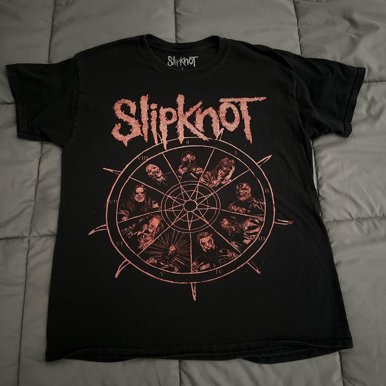 - hot topic slipknot t-shirt - retails for $20 -... - Depop