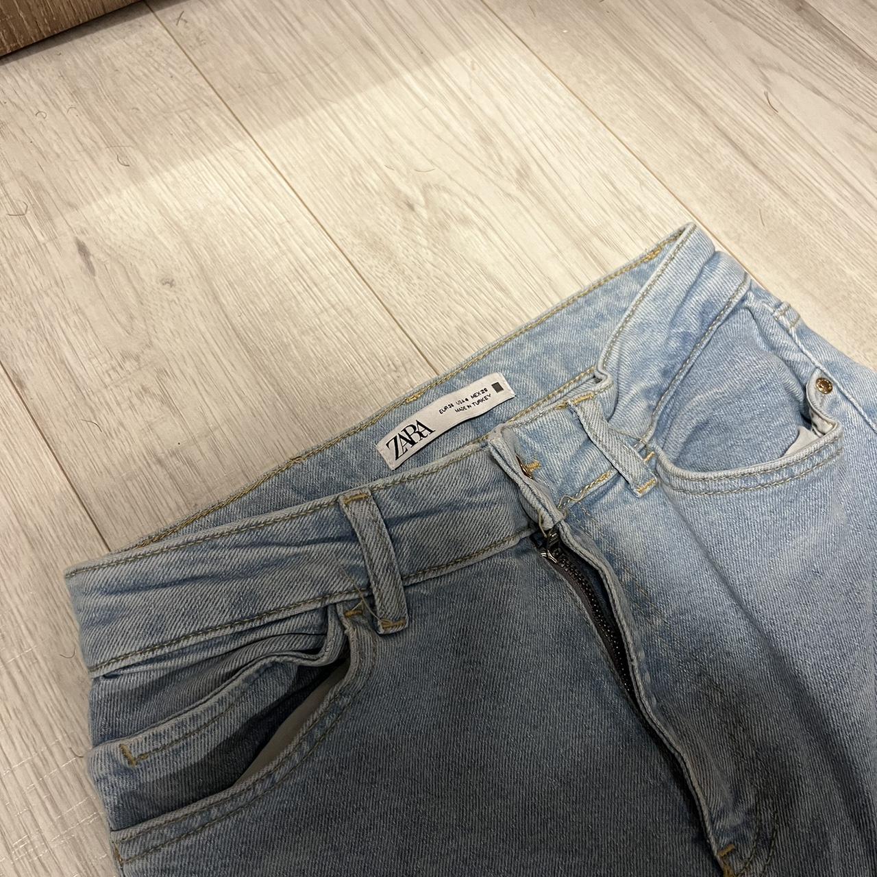 Zara FLARED denim jeans Size 6/8 High waist, full... - Depop