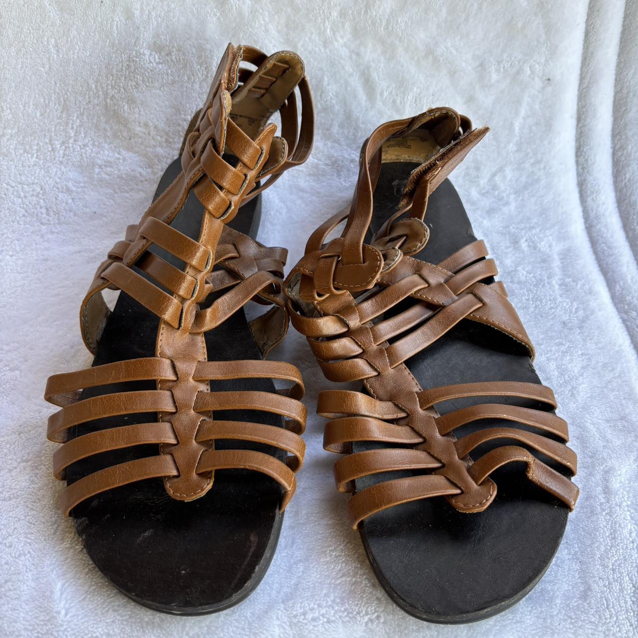 WOMEN S ROUTE 66 SANDALS TAN SIZE 11 Depop