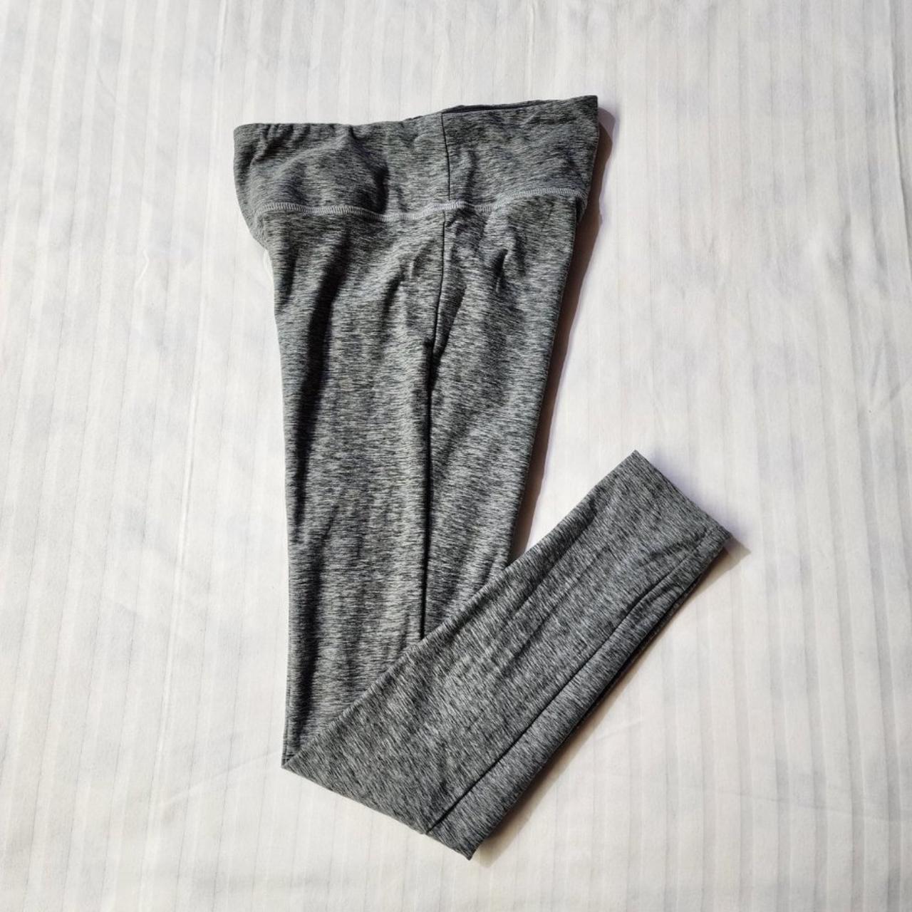 New Balance Women's Gray Leggings Size Small #90s - Depop