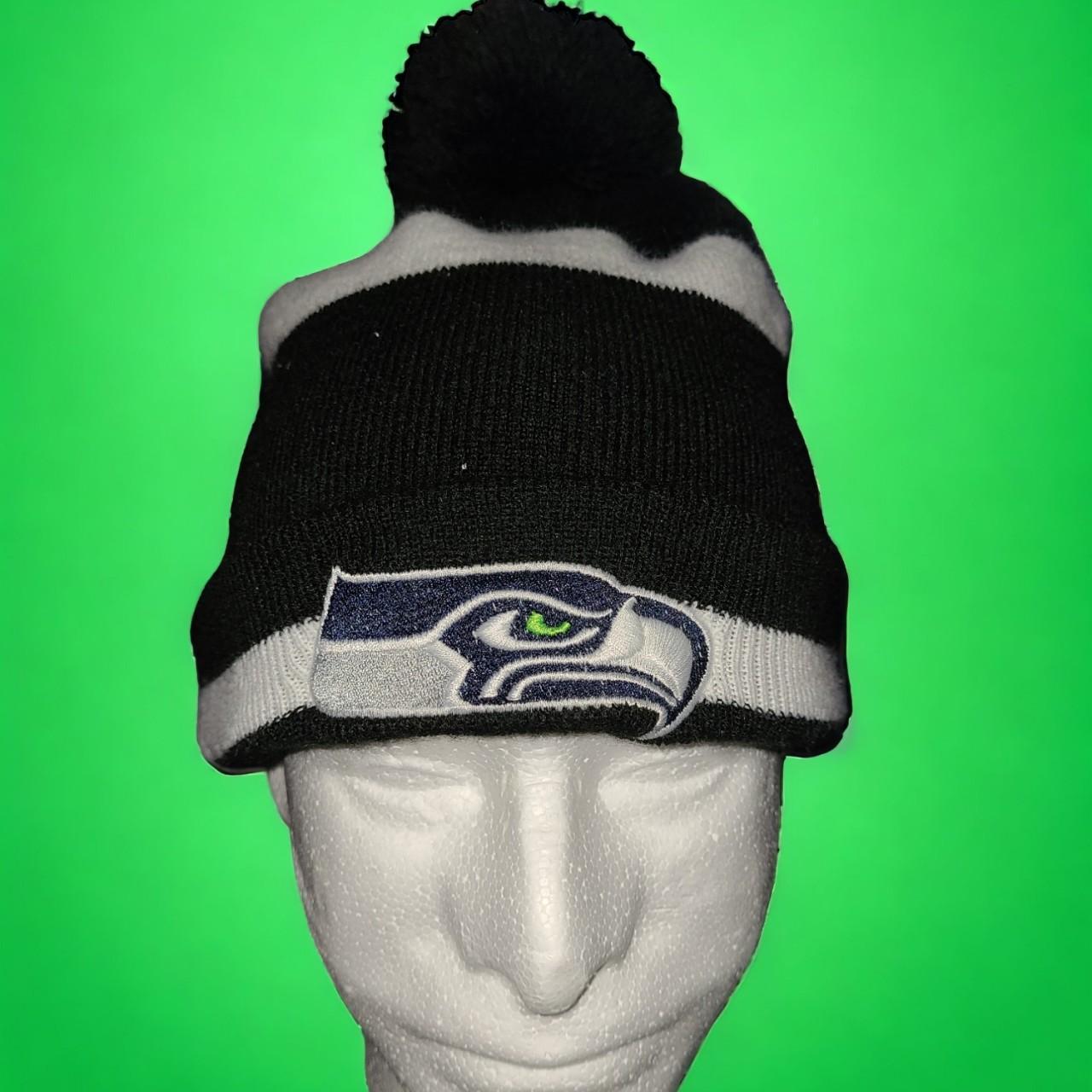 Seattle Seahawks New Era On Field NFL Sport Knit Beanie - Black/White