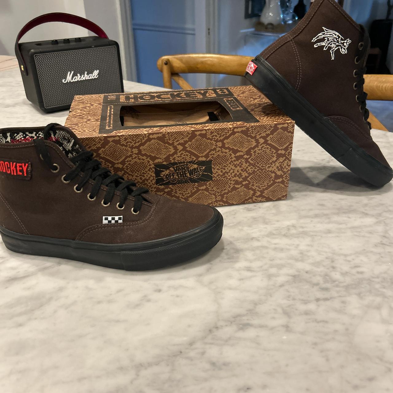 item listed by kyanwoods
