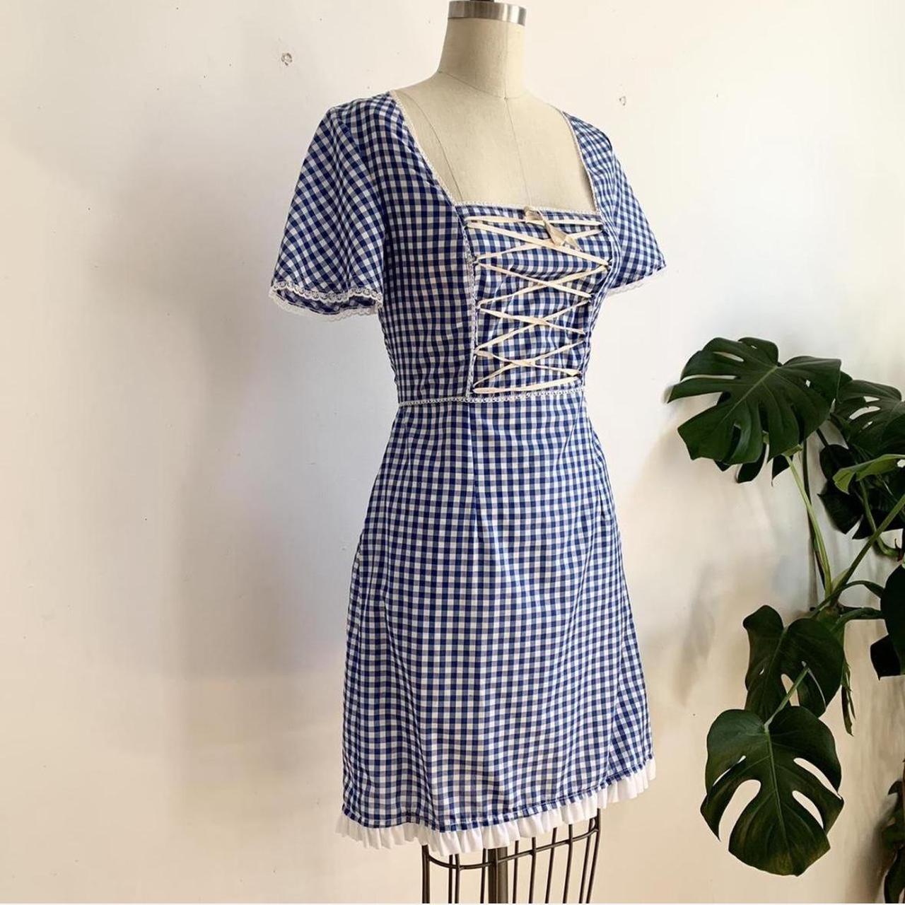 Daisy daisy-tv-dress - Depop