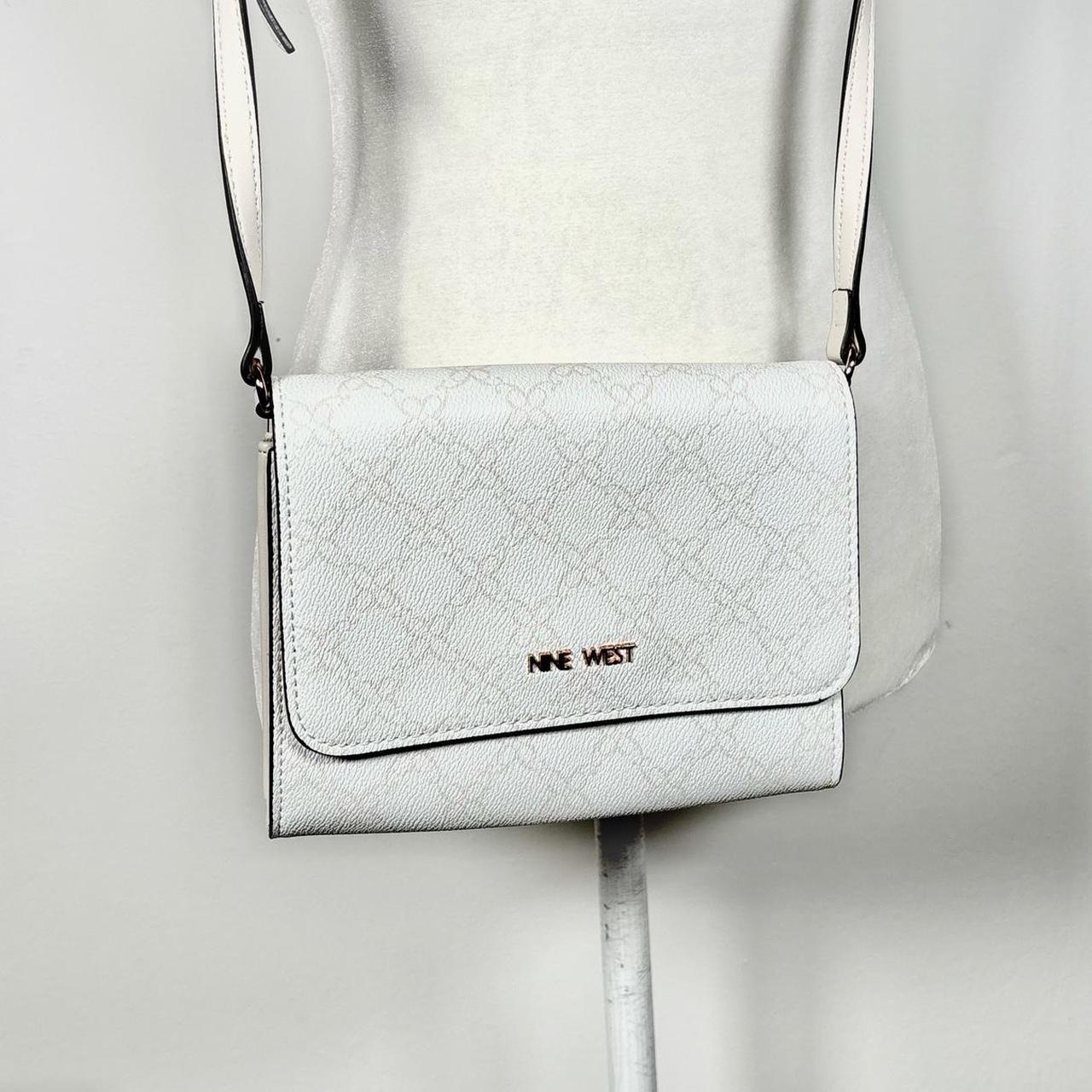 item listed by angelinaferrante