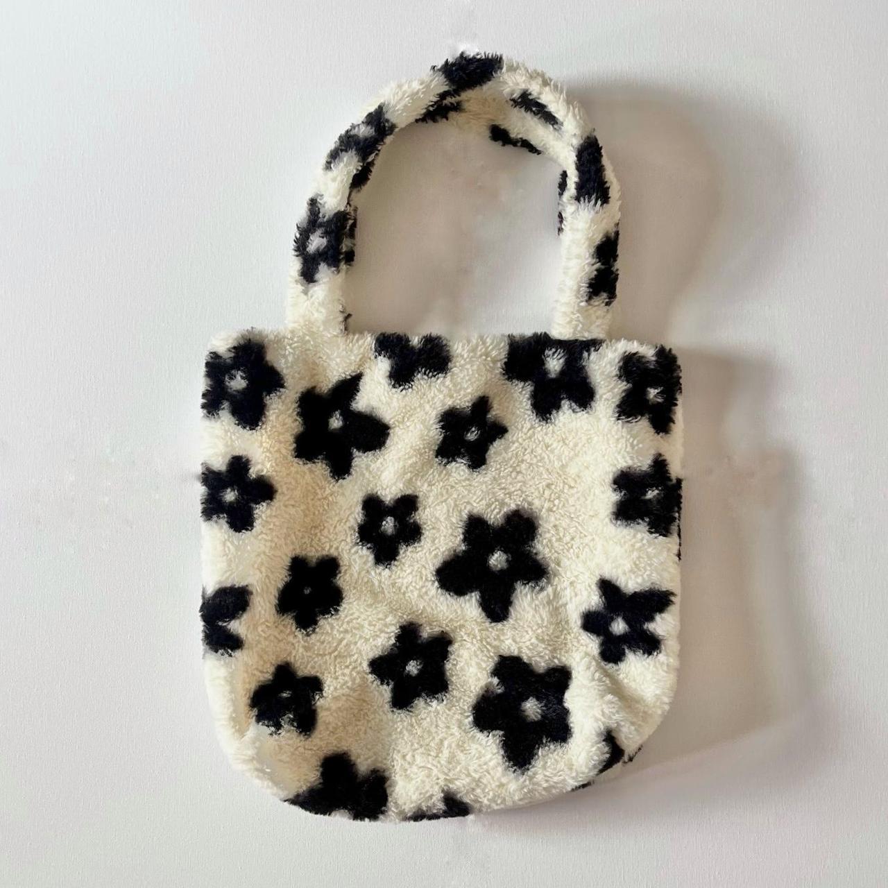 Fur daisy online bag