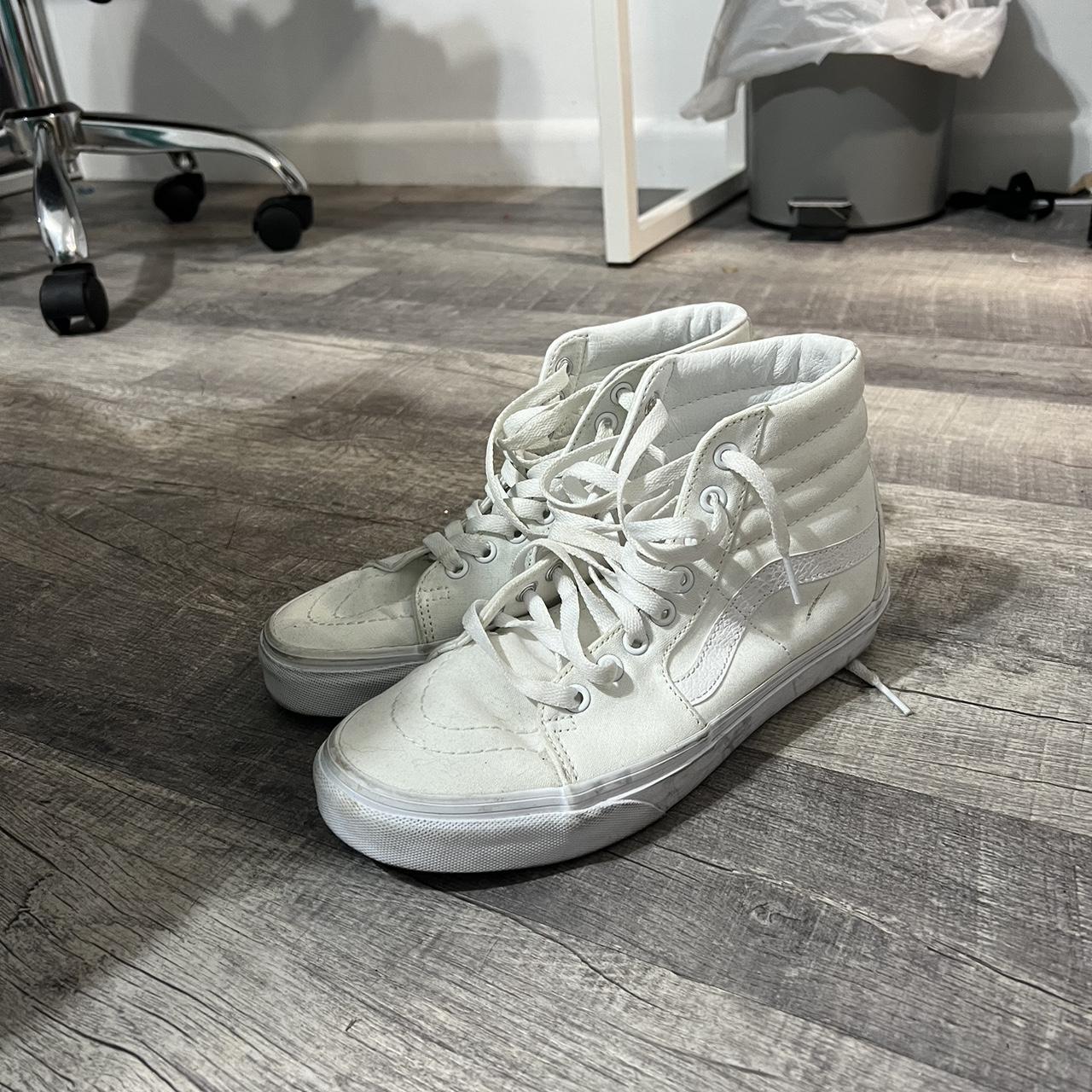 White shop vans 5.5