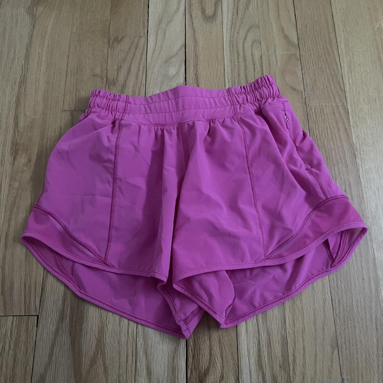 Lulu Lemon Shorts 4” size 2 In perfect condition Depop