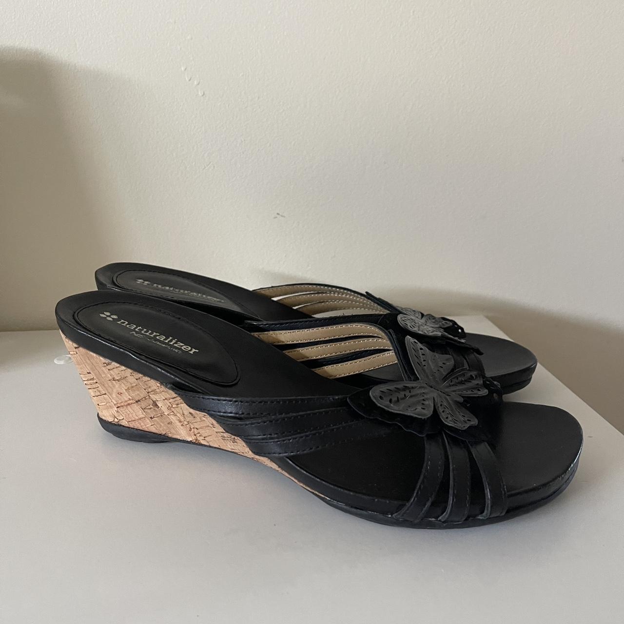 naturalizer wedges