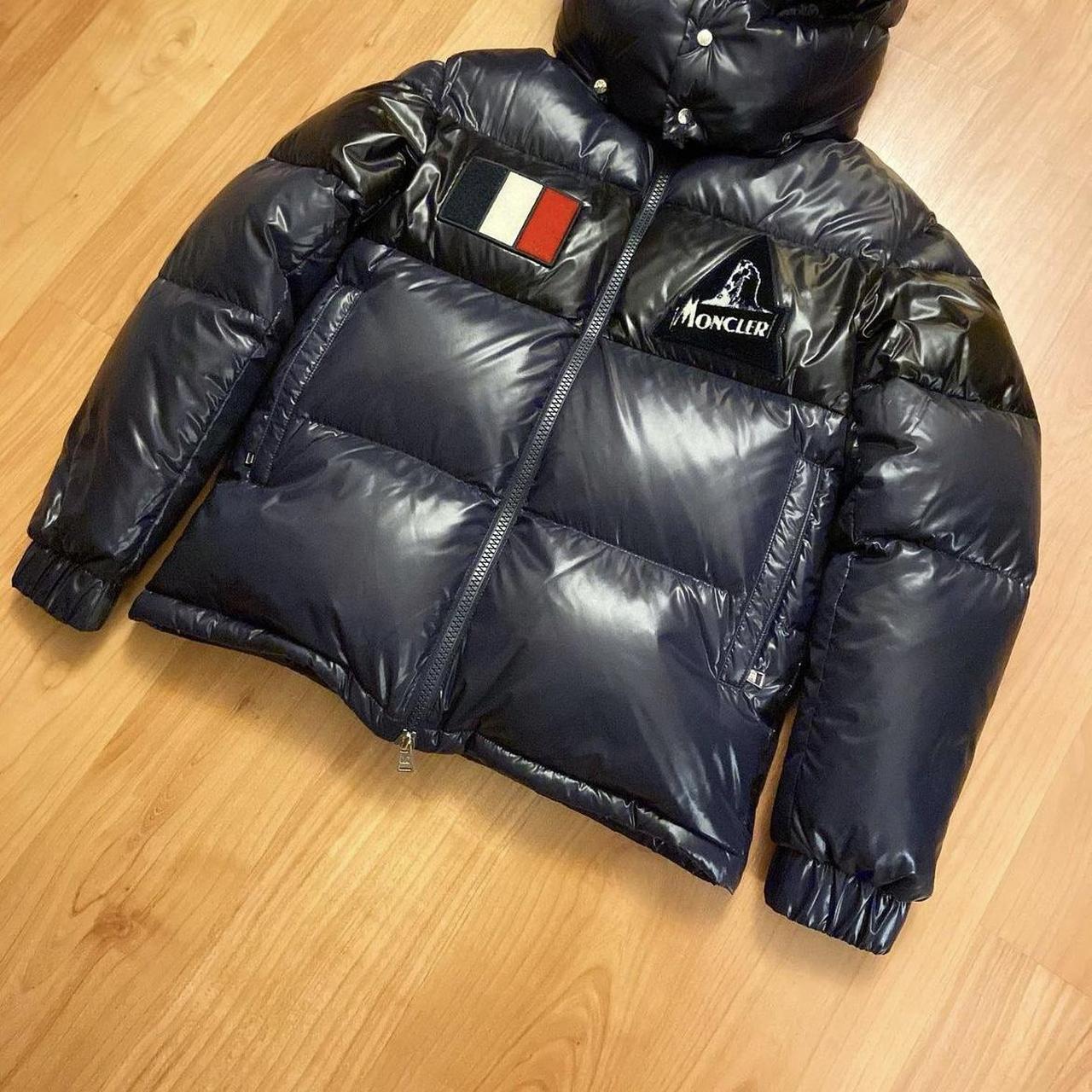 This jacket too small for me Will ship same day... - Depop